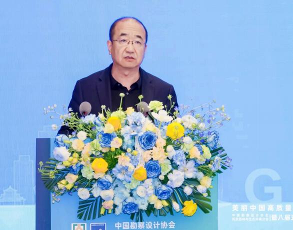 张新宇.jpg