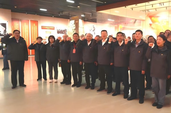 图片9(1).jpg 图片9(1).jpg